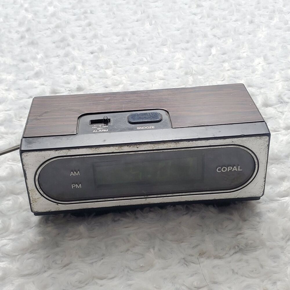 Vintage Copal LG-710 Digital Alarm Clock Faux Wood Grain Retro 1970s